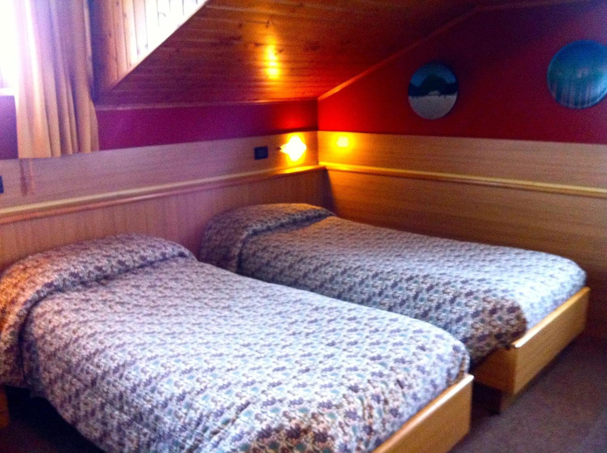 Albergo Venezia Passo Rolle Room photo